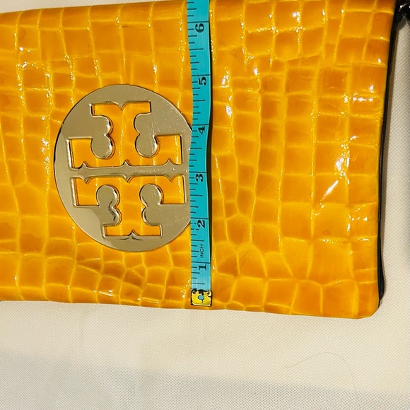 Tory Burch Clutch/Crossbody Bag - Picture 5 of 14
